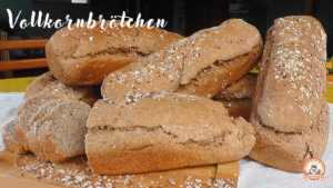 Vollkornbrötchen